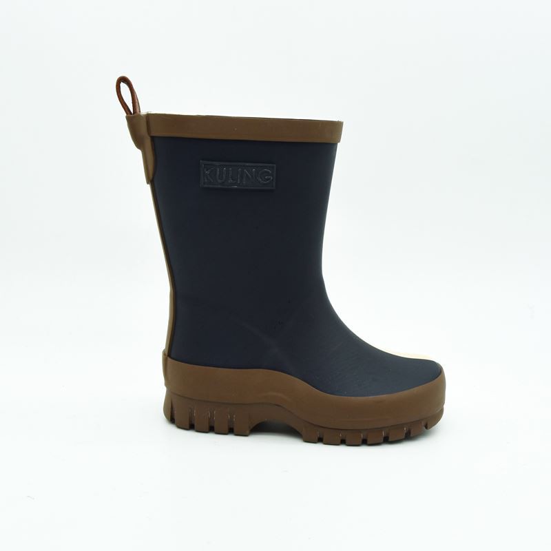 Youth boys rain boots  (1)